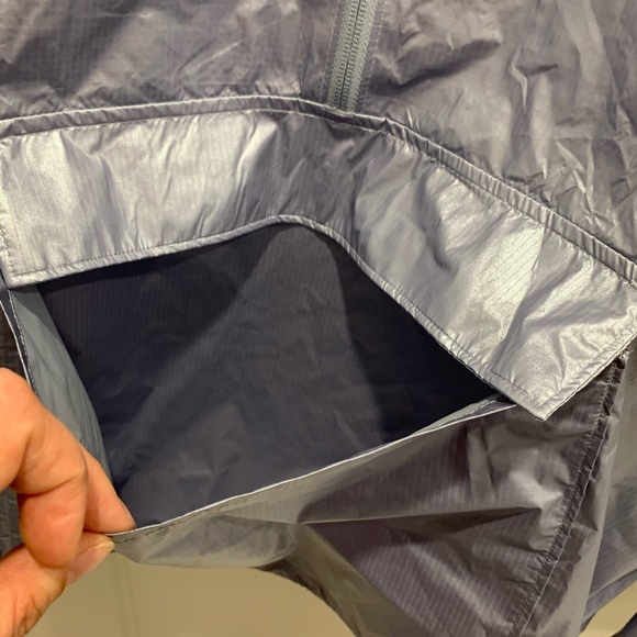 Under Armour Jacket - Picture 7 of 8